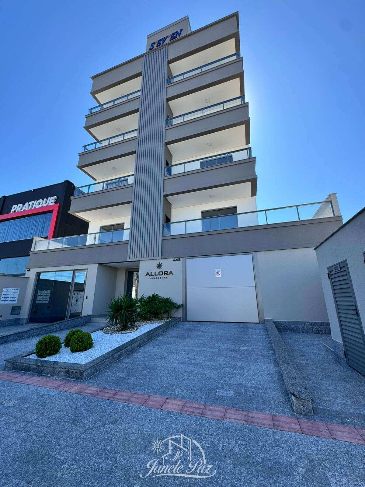 Apartamento à venda com 2 quartos, 72m² - ,Tijucas