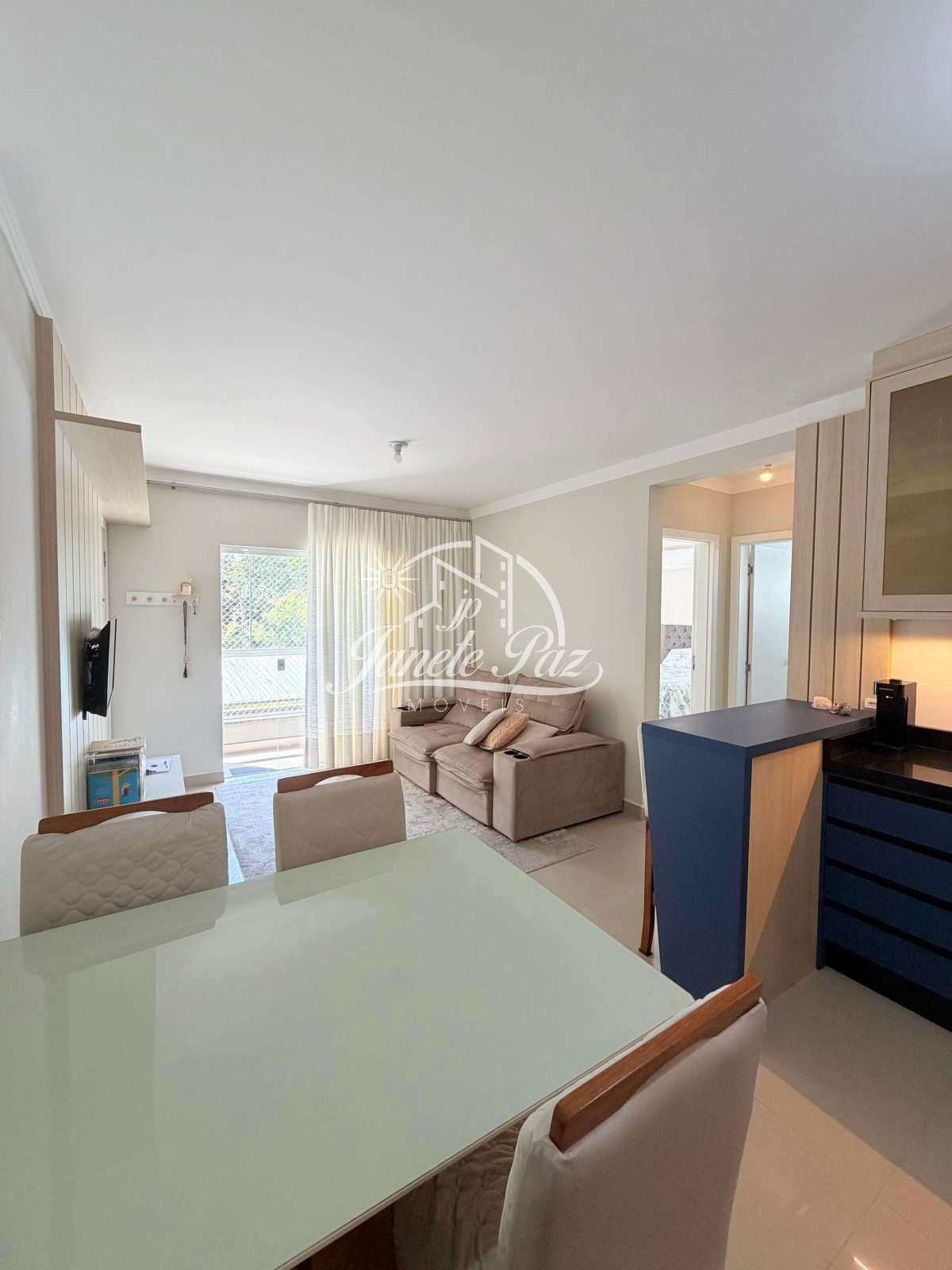 Apartamento à venda com 2 quartos, 60m²m² - ,