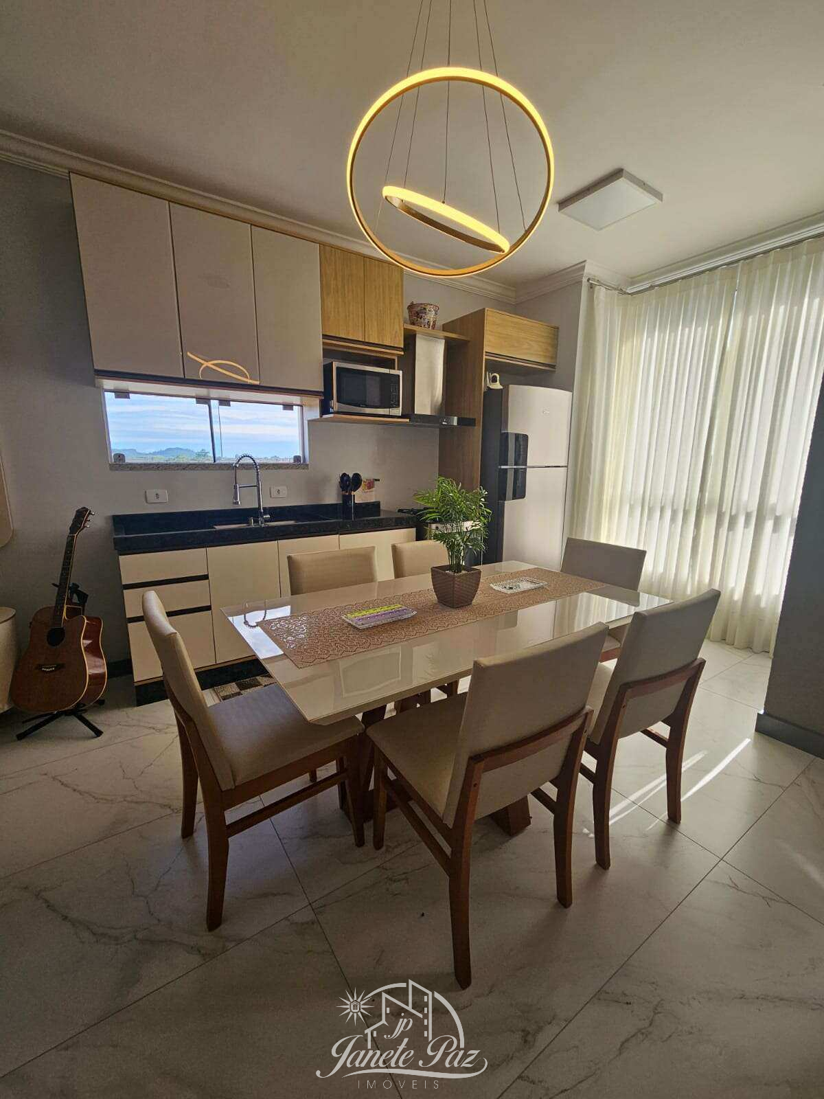 Apartamento à venda com 2 quartos - ,