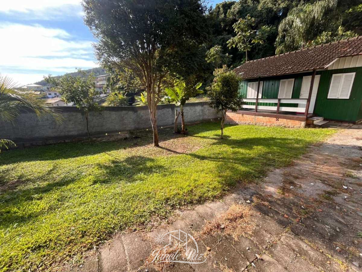 Casa à venda com 2 quartos, 400m² - ,