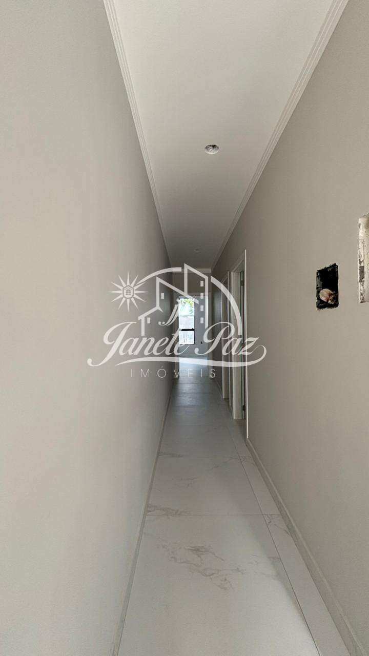  - Casa à venda, com 2 quartos, 68 mm²