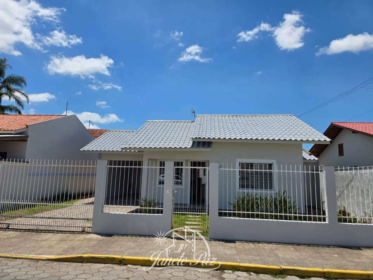 Casa à venda com 2 quartos - ,
