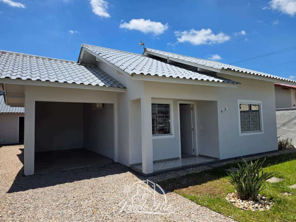 Casa à venda com 2 quartos - ,