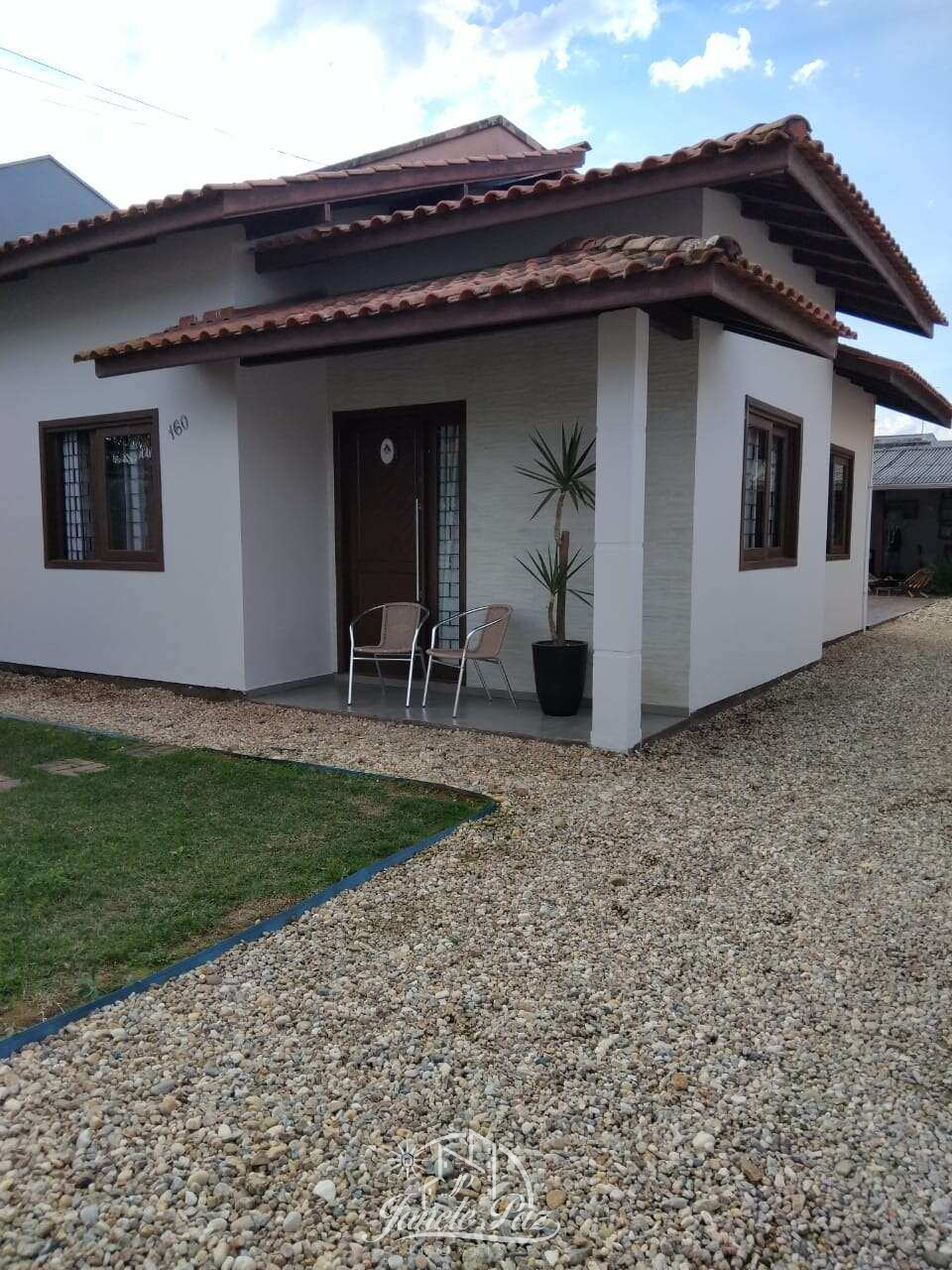 Casa à venda com 3 quartos, 130m²m² - ,