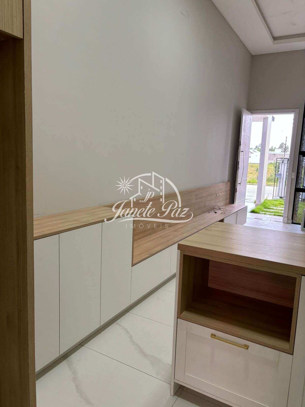  - Casa à venda, com 3 quartos, 89m²m²