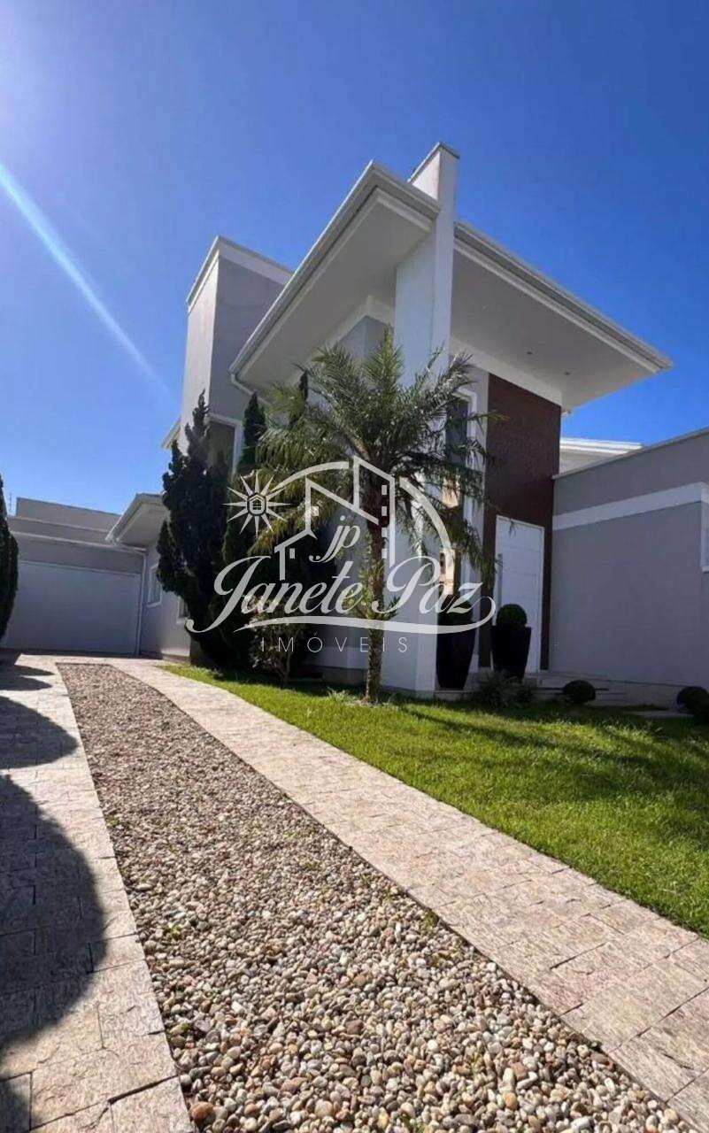 Casa à venda com 3 quartos, 222m² - ,