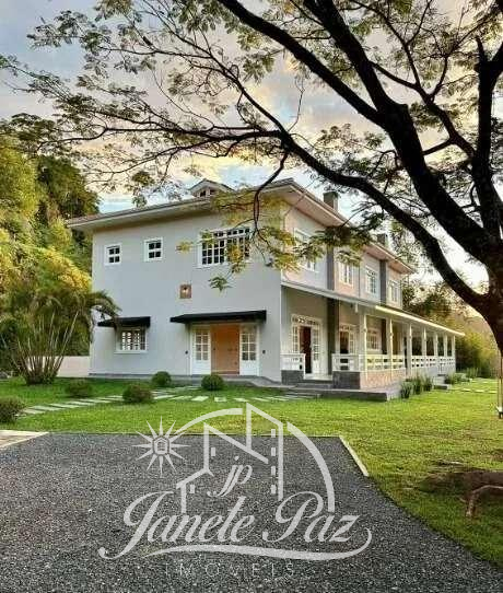  - Casa à venda, com 5 quartos, 520ha