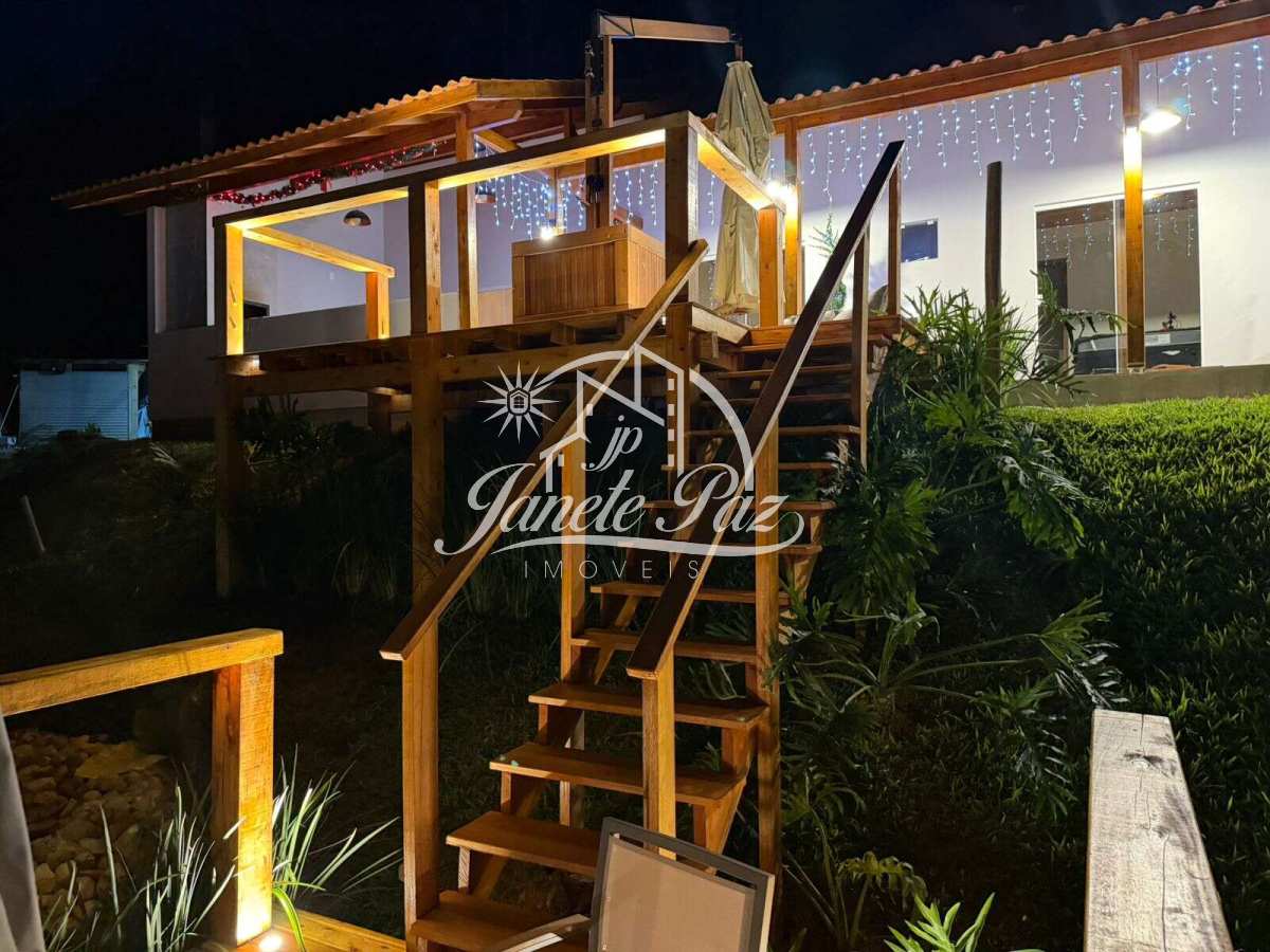 Chácara à venda com 3 quartos - ,