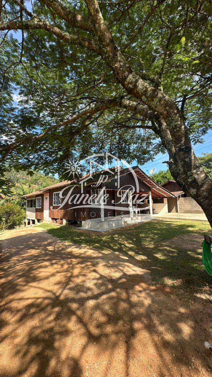 Chácara à venda com 4 quartos - ,