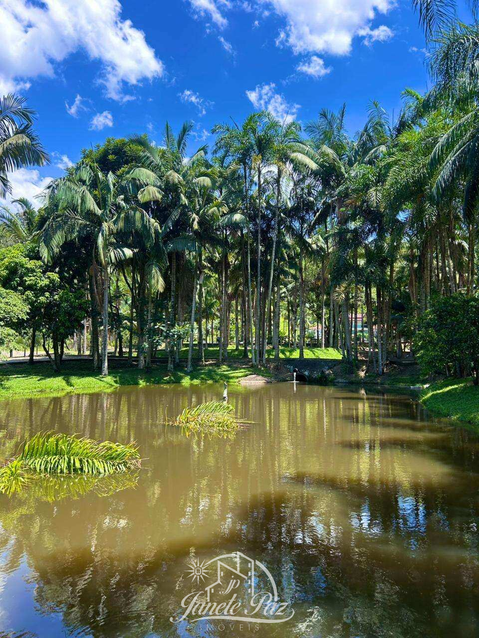 Sítio à venda com 2 quartos, 140 mm² - ,